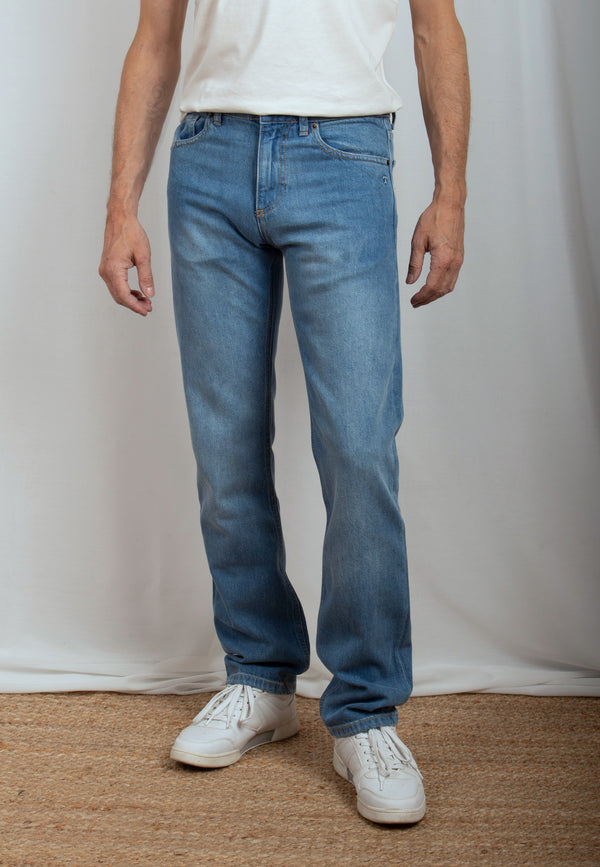 Nachhaltige Straight Fit Herrenjeans aus 100% Baumwolle in Mid Indigo