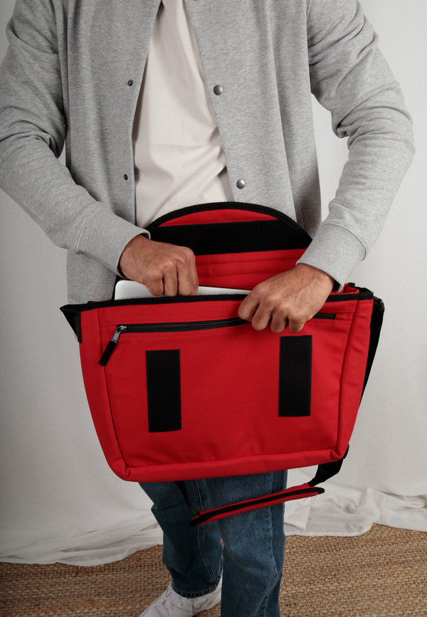 BOBBY | Nachhaltige Upcycling Umhängetasche aus alten Jeans