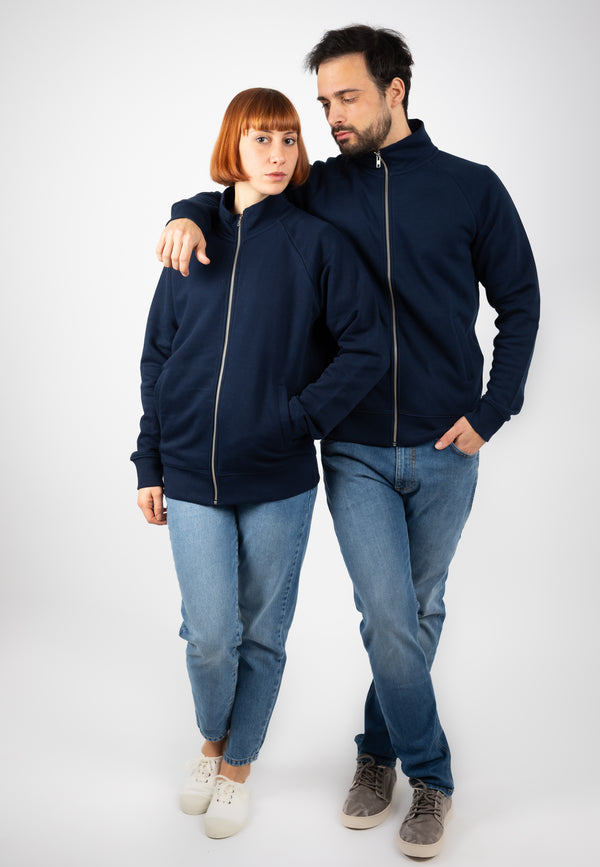 TRAILER | Sustainable sweatshirt jacket made from organic cotton